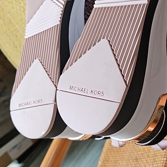 Unworn New Michael Kors Georgie Leather and Glitter Chain-Mesh Trainer 10m - Picture 8 of 10